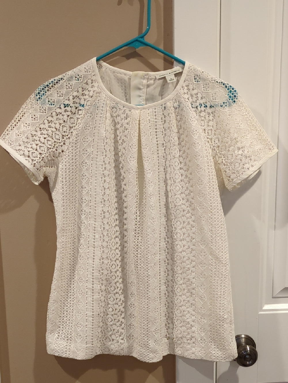 Banana Republic Smocked Lace Dress Shirt